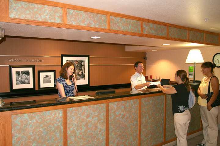 Hyatt Place Tucson Central Intérieur photo